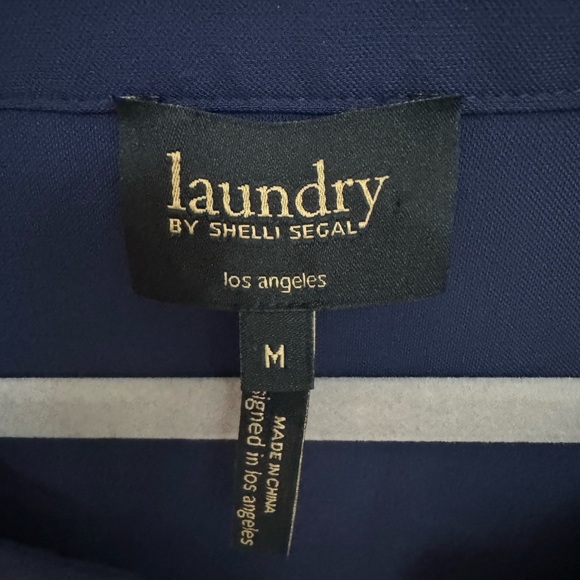 Women’s Navy w Embroidered Vneck Drawstring Waist Blouson Dress Size Medium - Picture 3 of 6